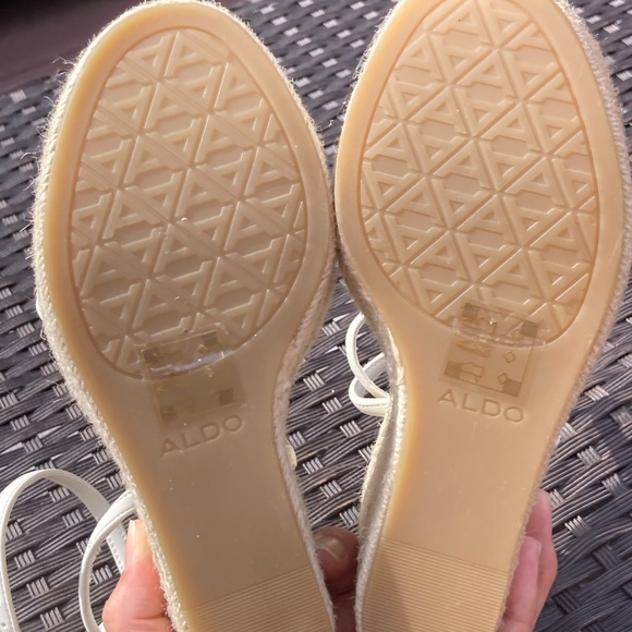 Platform Heels, White Heels - Picture 3 of 3